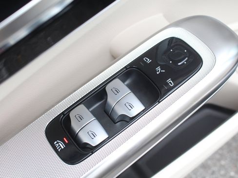 New 2026 Mercedes-Benz CLE 300 4MATIC Cabriolet image 15