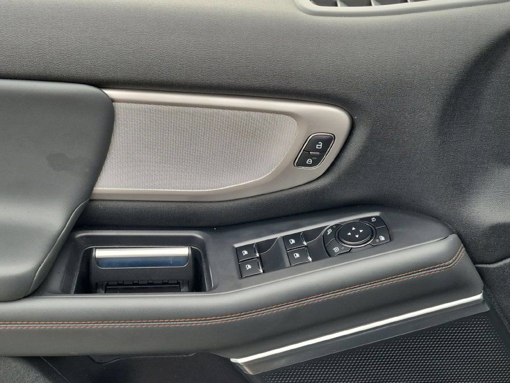 Used 2025 Ford Expedition Active AWD/4WD image 10