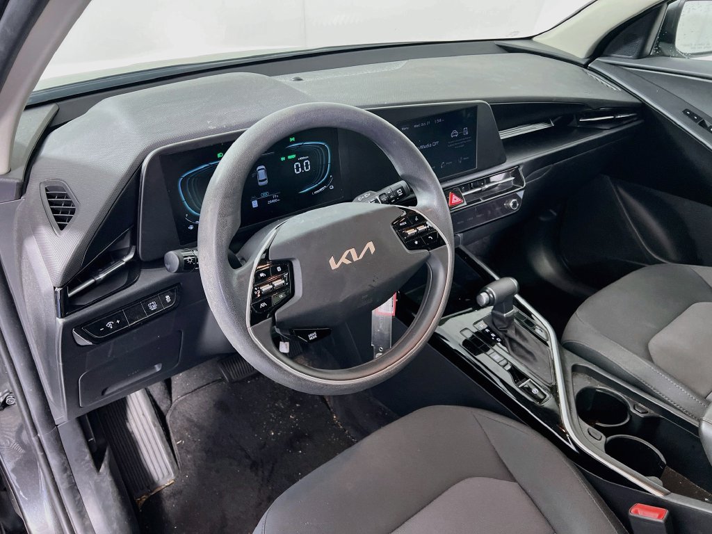 Certified 2024 Kia Niro LX FWD image 7