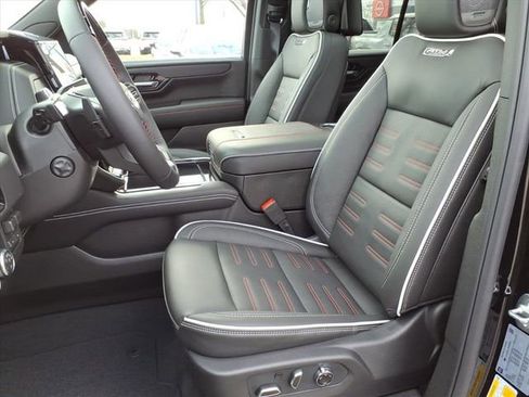 New 2026 GMC Yukon AT4 Ultimate image 5