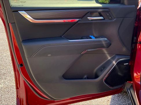 New 2025 GMC Acadia Elevation w/ LPO, All-Weather Package image 10