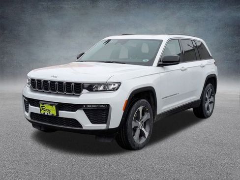 New 2026 Jeep Grand Cherokee Limited AWD/4WD image 8