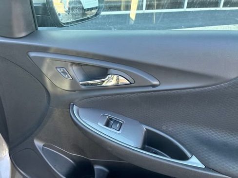 Used 2025 Chevrolet Malibu LT FWD image 31