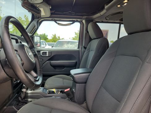 Used 2019 Jeep Wrangler Unlimited Sport S AWD/4WD image 21