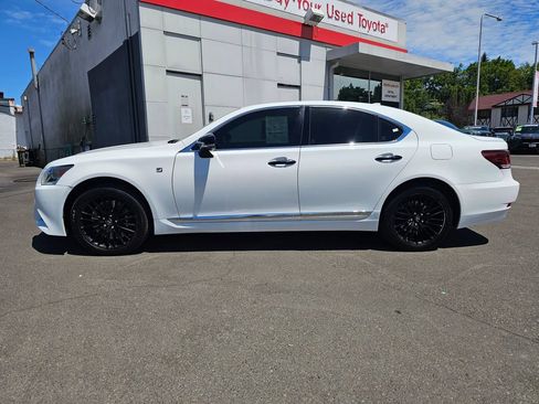 Used 2015 Lexus LS 460 AWD image 26