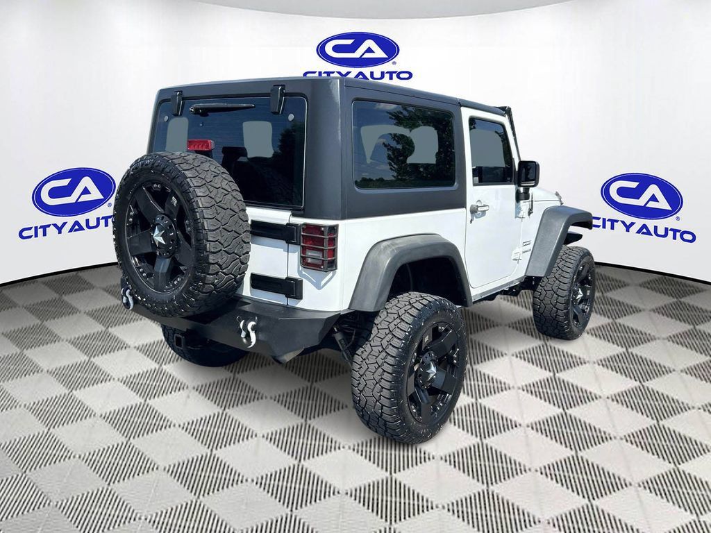 Used 2016 Jeep Wrangler Sport AWD/4WD image 3
