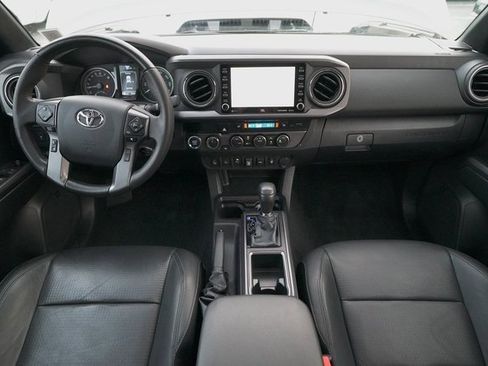 Certified 2023 Toyota Tacoma TRD Off-Road image 22