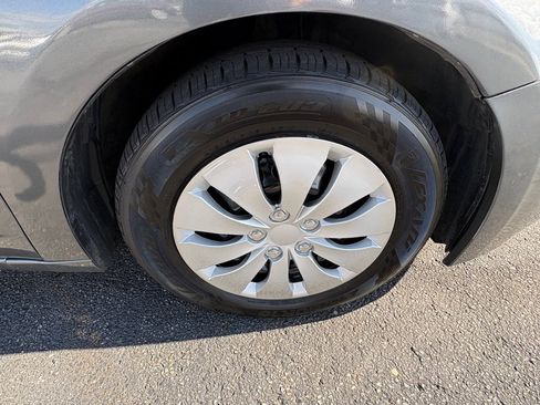 Used 2012 Honda Accord LX image 19