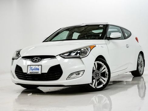 Used 2016 Hyundai Veloster w/ Option Group 02 image 1