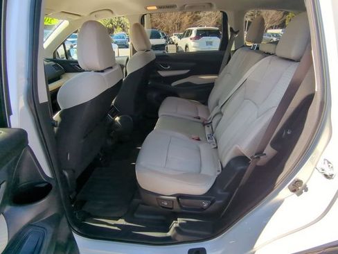 Used 2021 Subaru Ascent Premium w/ Convenience Package image 37