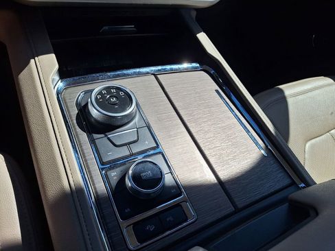 Used 2024 Ford Expedition Max Limited image 14