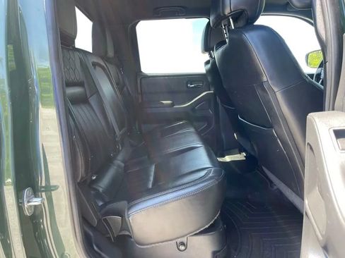 Used 2022 Nissan Frontier PRO-4X w/ Pro-4X Premium Package AWD/4WD image 17