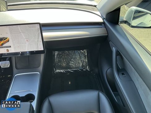 Used 2022 Tesla Model Y Performance image 57