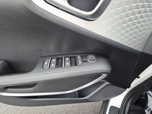 New 2025 Kia Soul LX image 19