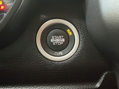 Used 2019 RAM 1500 Rebel AWD/4WD image 22
