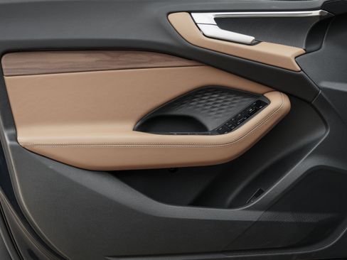 Used 2025 Audi A5 2.0T Premium w/ Convenience Package image 23