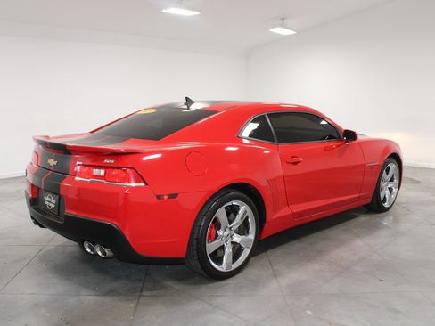 Used 2015 Chevrolet Camaro SS RWD image 9