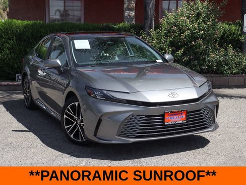 Used 2025 Toyota Camry XLE FWD image 2
