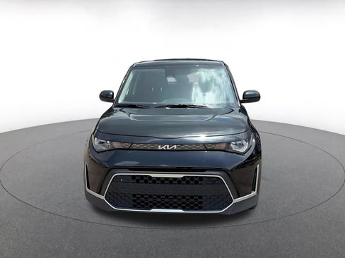 Used 2025 Kia Soul LX w/ LX Technology Package FWD image 4