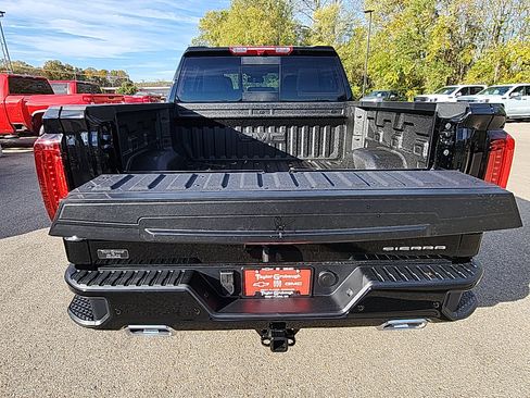 New 2026 GMC Sierra 1500 Denali image 9