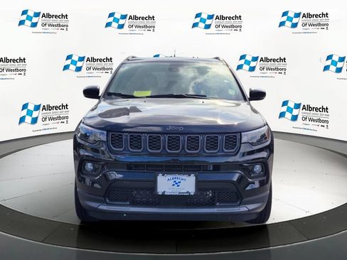 New 2026 Jeep Compass Limited w/ Sun, Sound & Navigation Group AWD/4WD image 8