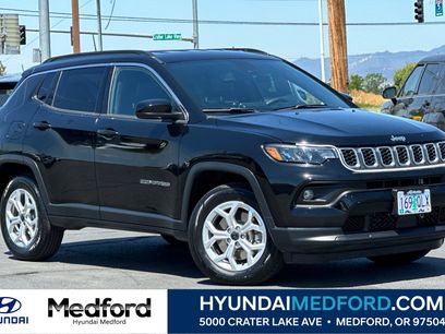 Used 2025 Jeep Compass Latitude
