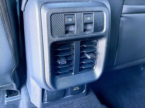 Used 2025 Ford Bronco Outer Banks image 32