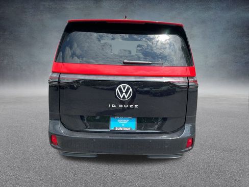 New 2025 Volkswagen ID. Buzz Pro S image 32
