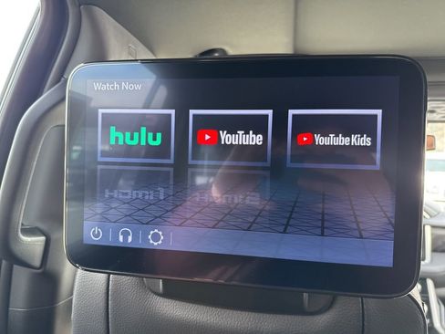 Used 2024 GMC Yukon XL Denali image 41