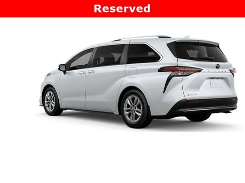 New 2026 Toyota Sienna Limited image 6