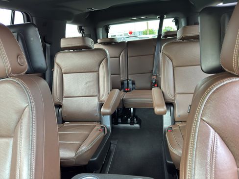 Used 2021 Chevrolet Tahoe High Country AWD/4WD image 36