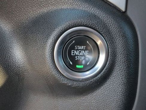 Used 2022 Chevrolet Silverado 2500 LTZ w/ LTZ Convenience Package image 15