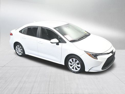 Used 2024 Toyota Corolla LE image 52