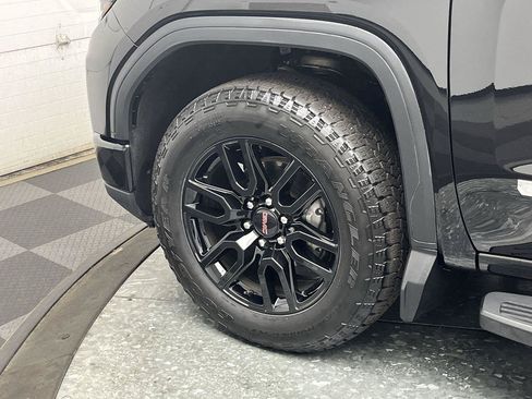 Certified 2025 GMC Sierra 1500 Elevation w/ Elevation Premium Package AWD/4WD image 40