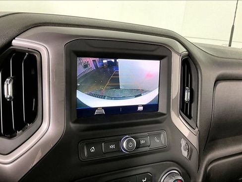 Used 2023 Chevrolet Silverado 2500 Custom w/ Custom Convenience Package AWD/4WD image 13