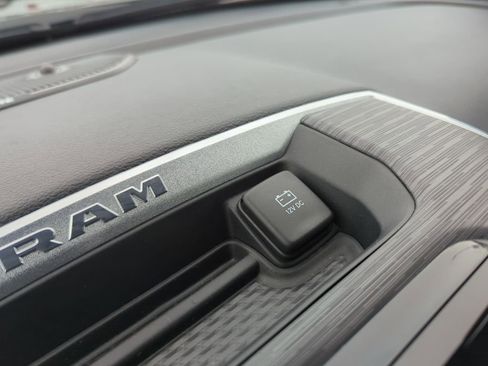 Used 2023 RAM 1500 Laramie image 25