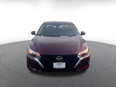 Used 2025 Nissan Sentra SV image 4