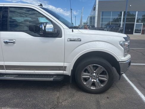 Used 2019 Ford F150 Lariat w/ Equipment Group 502A Luxury AWD/4WD image 4