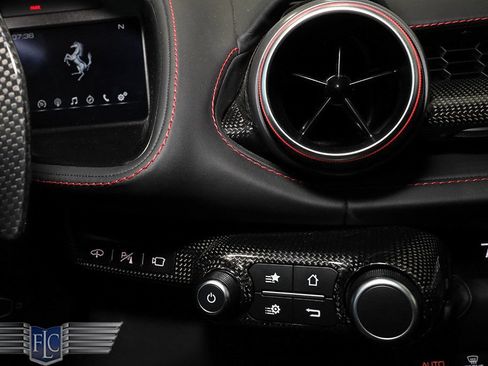 Used 2021 Ferrari 812 GTS RWD image 28