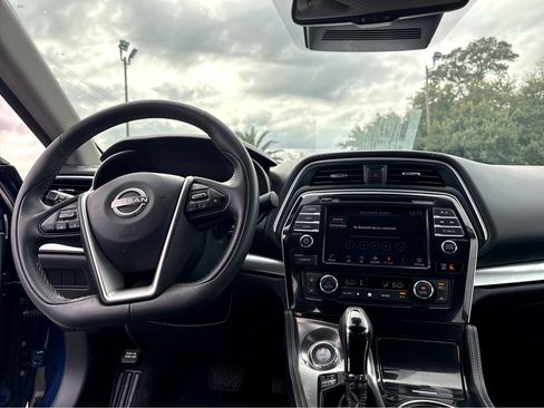 Used 2023 Nissan Maxima SV w/ Floor Mat Group image 15