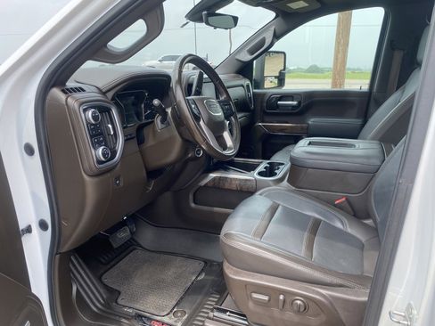 Used 2021 GMC Sierra 2500 Denali w/ Denali Ultimate Package AWD/4WD image 10