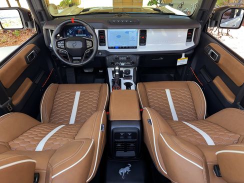 Used 2026 Ford Bronco Raptor AWD/4WD image 37