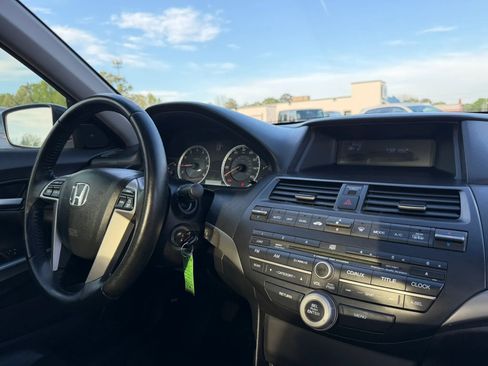 Used 2009 Honda Accord EX-L image 23