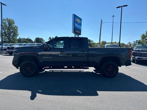 Used 2026 Chevrolet Silverado 2500 ZR2 AWD/4WD image 12