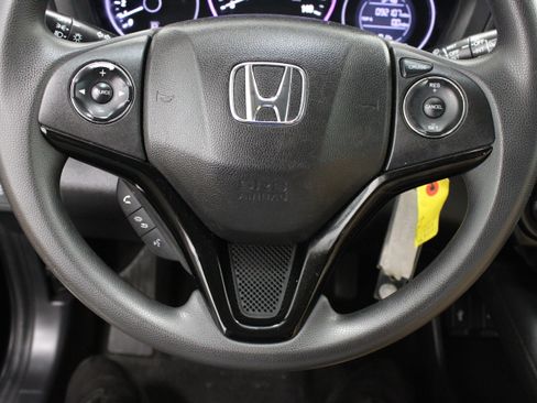 Used 2017 Honda HR-V LX image 21