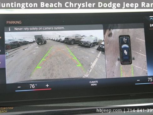 Used 2023 BMW X7 xDrive40i w/ M Sport Package image 30