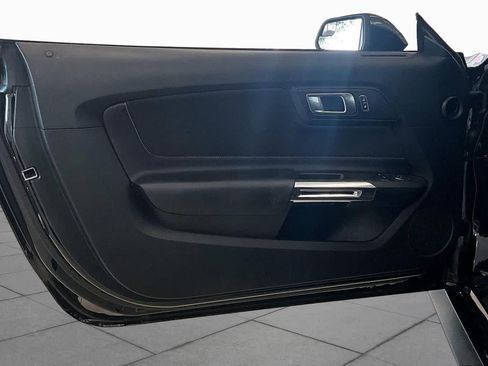 Used 2020 Ford Mustang GT RWD image 19