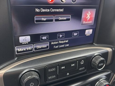 Used 2015 GMC Sierra 2500 Denali w/ Duramax Plus Package image 19