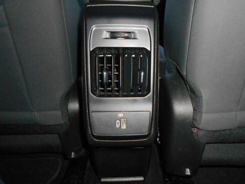 Certified 2024 Dodge Hornet GT w/ Cold Weather Group AWD/4WD image 19