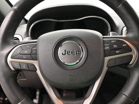 Used 2017 Jeep Grand Cherokee Altitude AWD/4WD image 17